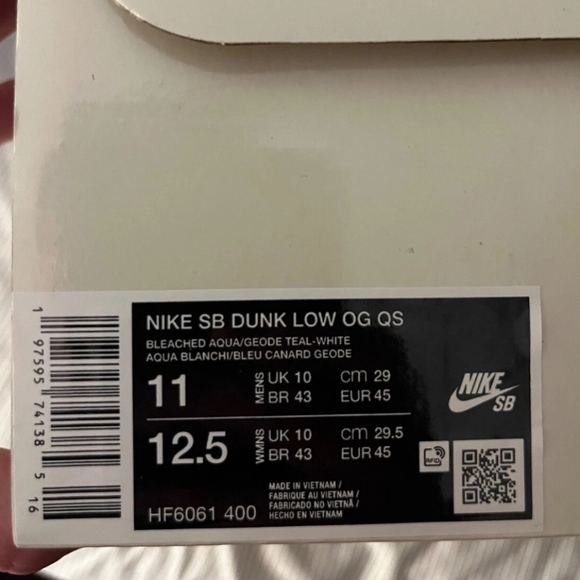 Nike SB Dunk Low "Futura Labs Bleached Aqua" 2024 - Size 11 - Picture 14 of 14